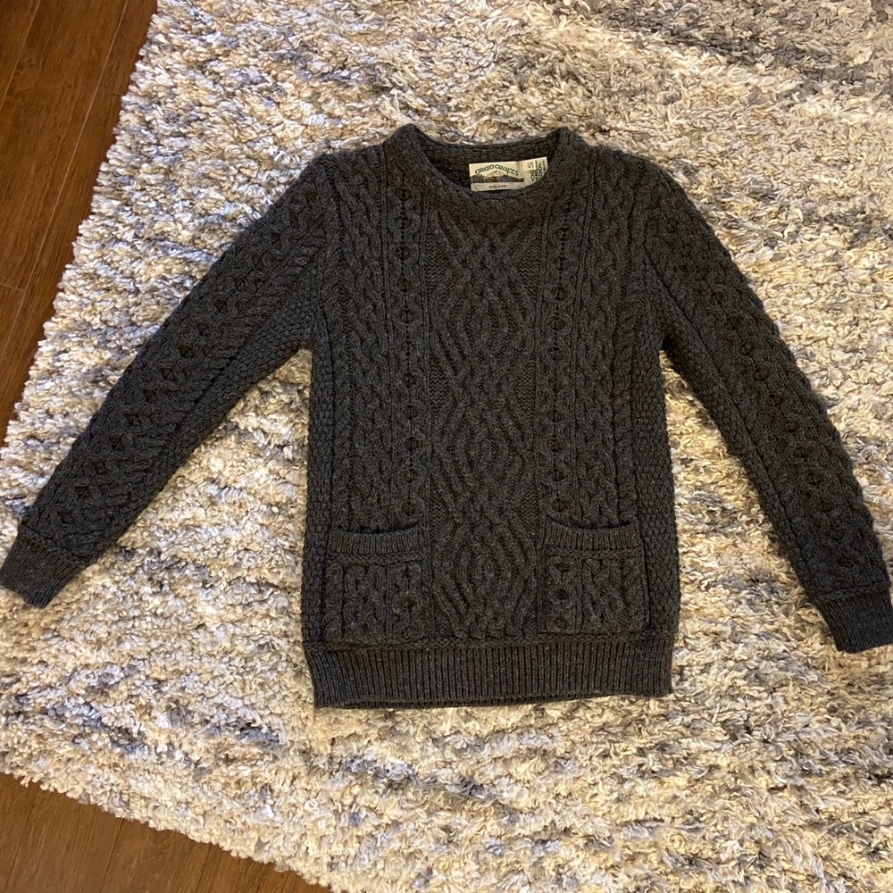 Aran Crafts Cable Crew Neck Sweater (Charcoal)